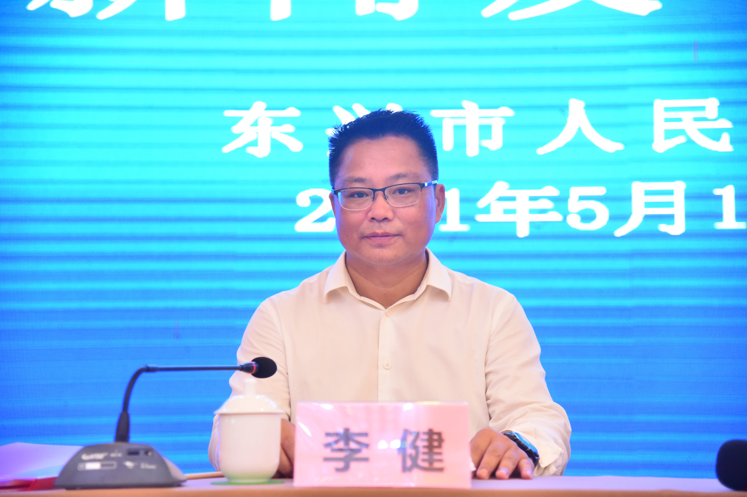 5月14日防城港市东兴市举行东兴公路口岸北仑河二桥进境水果指定监管