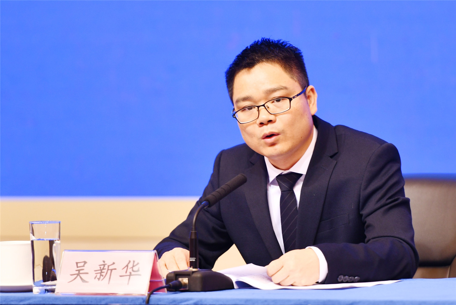 吴新华:2018年以来,南宁市人社局深入贯彻落实中央,自治区和南宁市